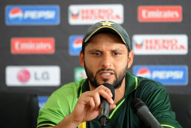 Shahid Afridi and Shadab Khan during Pakistan cricket discussions amid rivalry debate